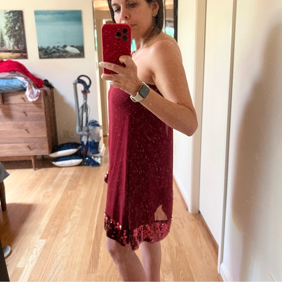 JB by Julie Brown mini one shoulder kaftan with sequin fringe - medium - Picture 3 of 10